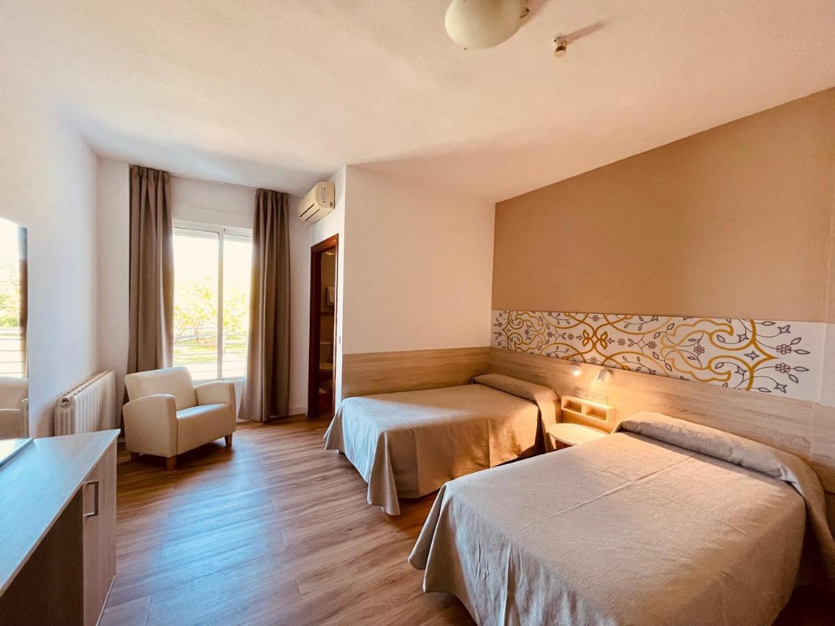 Hotel Balneario Fuentes Del Trampal Carmonita Εξωτερικό φωτογραφία