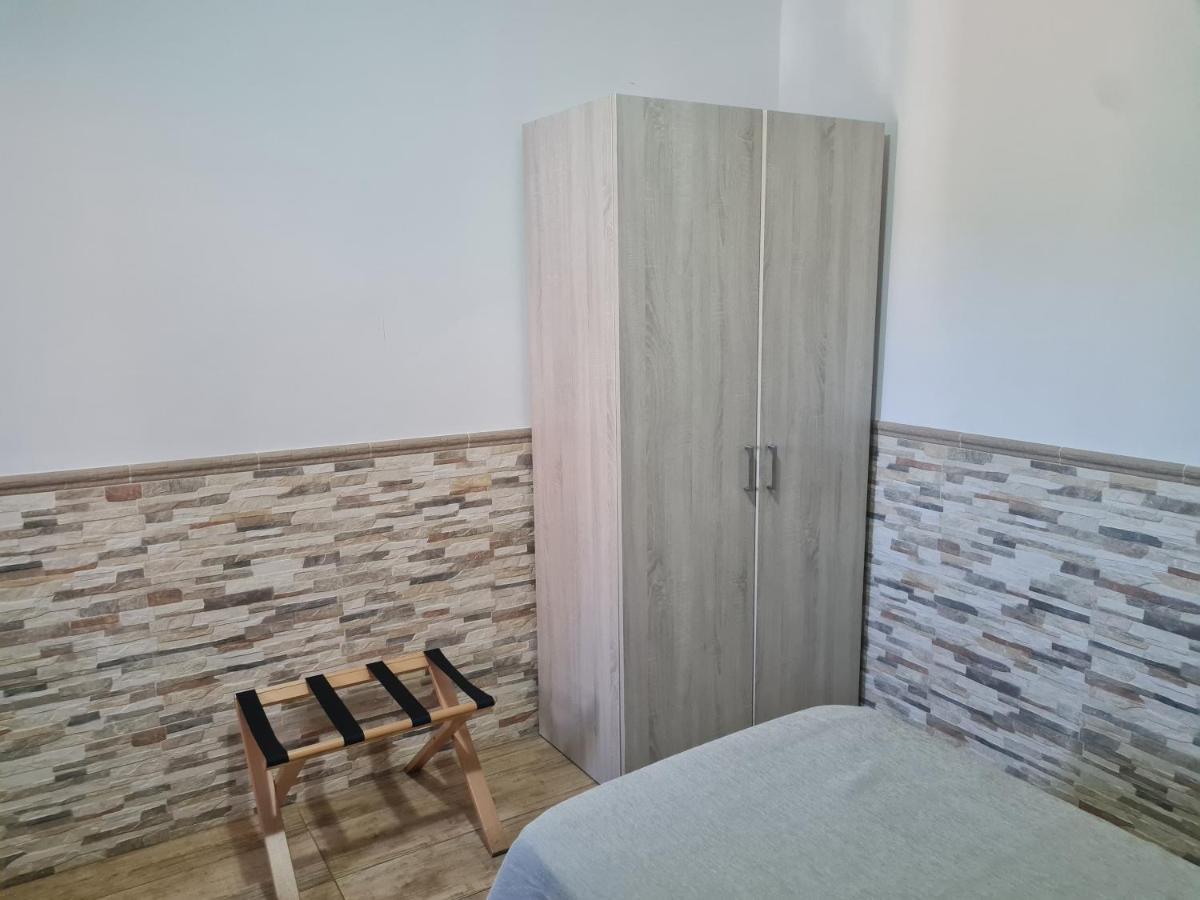 Hotel Balneario Fuentes Del Trampal Carmonita Εξωτερικό φωτογραφία