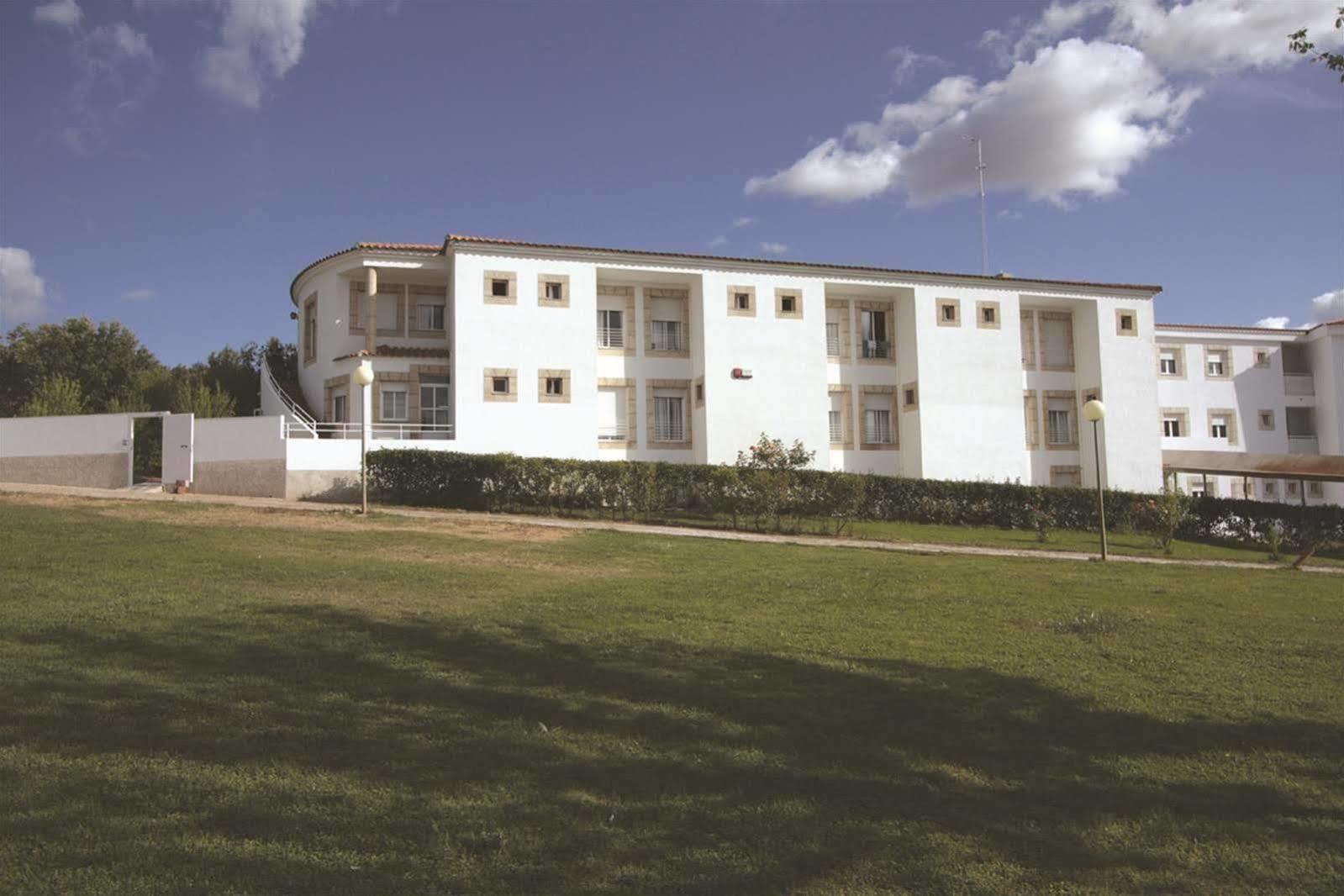 Hotel Balneario Fuentes Del Trampal Carmonita Εξωτερικό φωτογραφία
