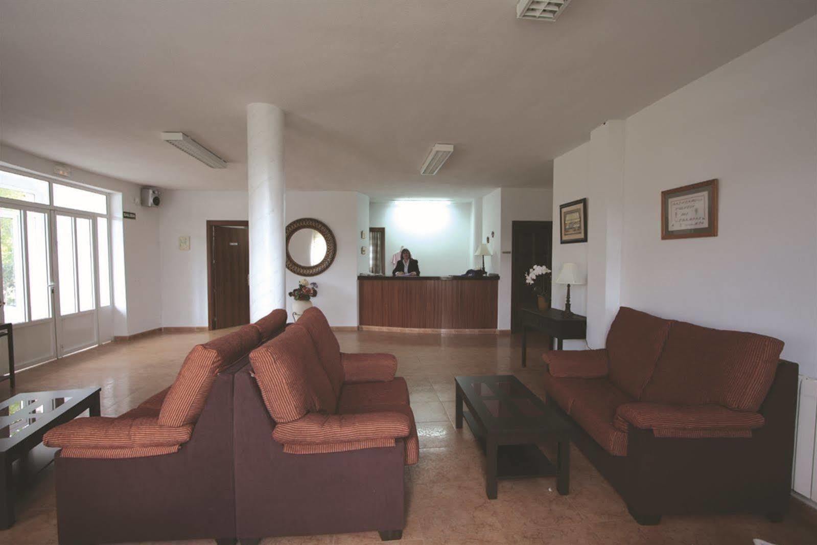 Hotel Balneario Fuentes Del Trampal Carmonita Εξωτερικό φωτογραφία